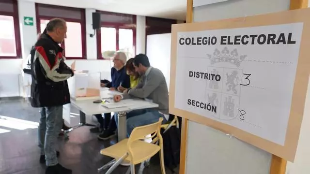 Más de dos millones de ciudadanos llamados a las urnas este domingo en Castilla y León
