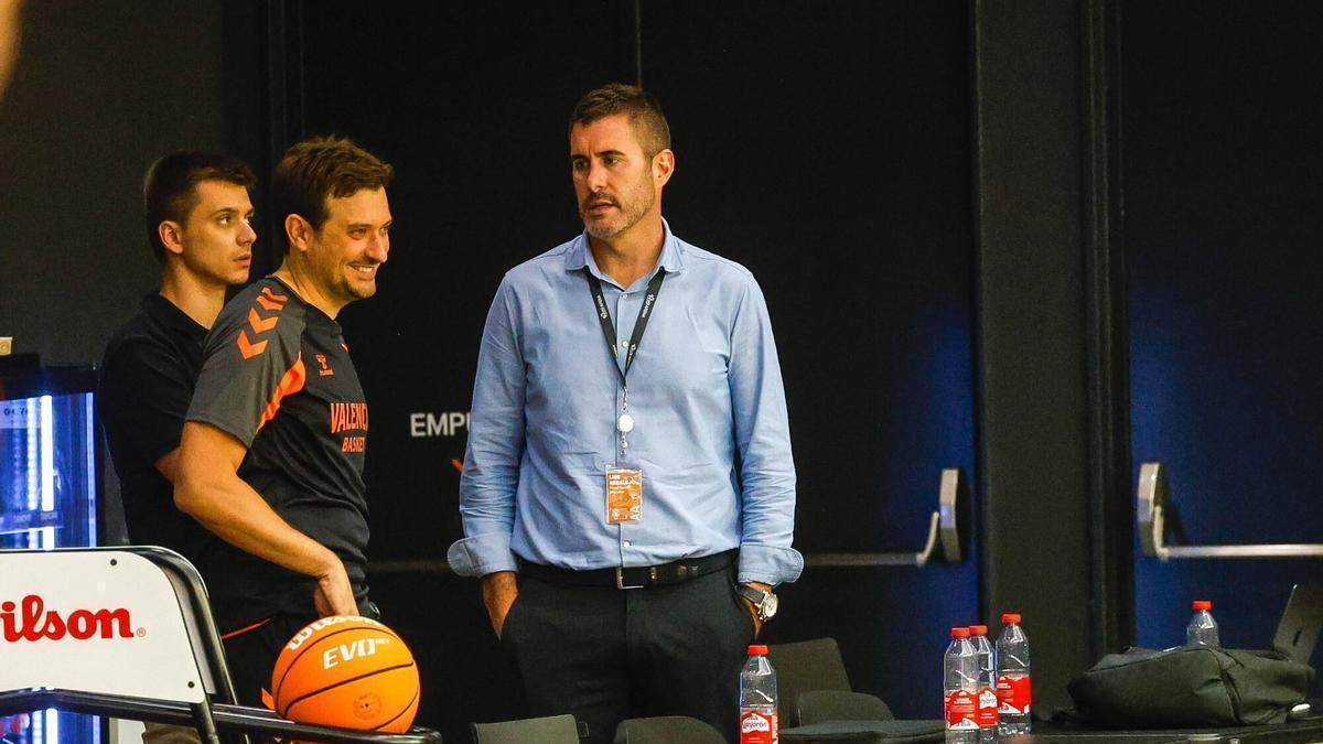 Valencia VLC SPD primer entrenamiento del Valencia Basket con Xavi Albert