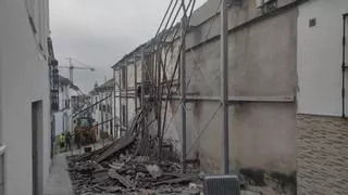 El temporal hunde una casa de titularidad municipial en la calle de Los Leones de Bujalance