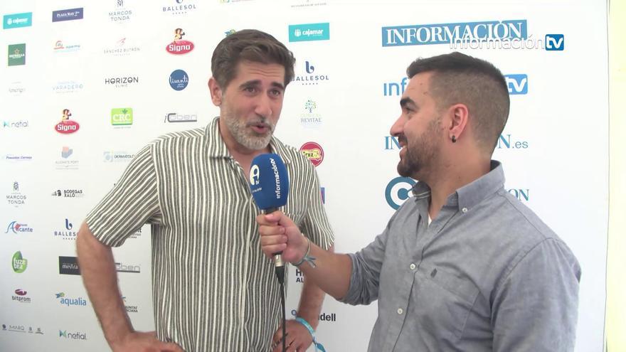 Raúl Ruiz visita el Racó de Información TV durante las Hogueras