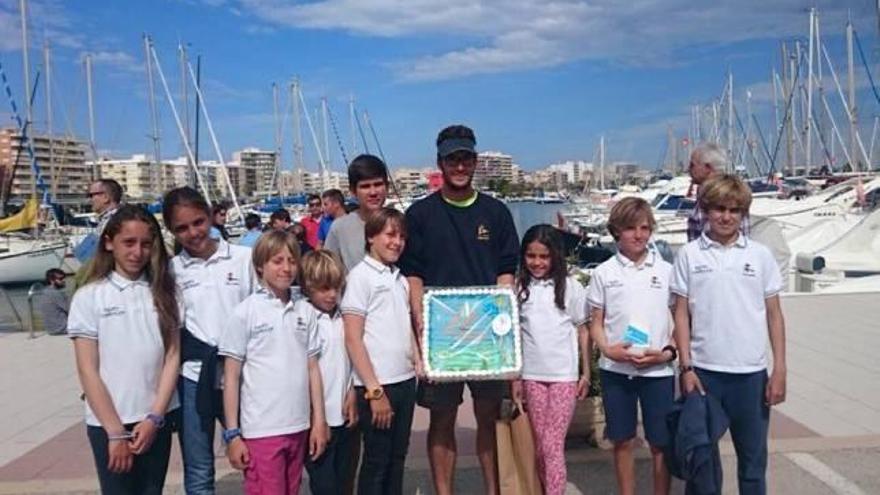 Equipos de Vela Ligera, Pesca y Optimist B.