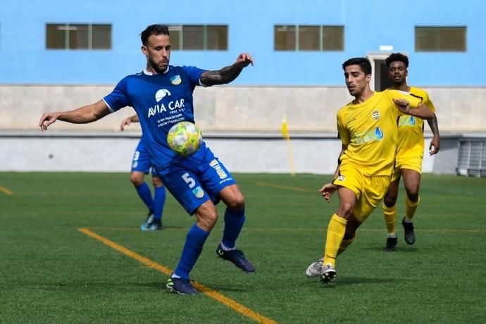 25-01-20  DEPORTES. CAMPOS DE FUTBOL DE LA ZONA DEPORTIVA DEL PARQUE SUR EN MASPALOMAS. MASPALOMAS. SAN BARTOLOME DE TIRAJANA.  Partido de futbol entre los equipos del San Fernando de Maspalomas y el Vera disutado en el Campo de Futbol del San Fernando de Maspalomas en la zona deportiva del Parque Sur de Maspalomas.  Fotos: Juan Castro  | 26/01/2020 | Fotógrafo: Juan Carlos Castro