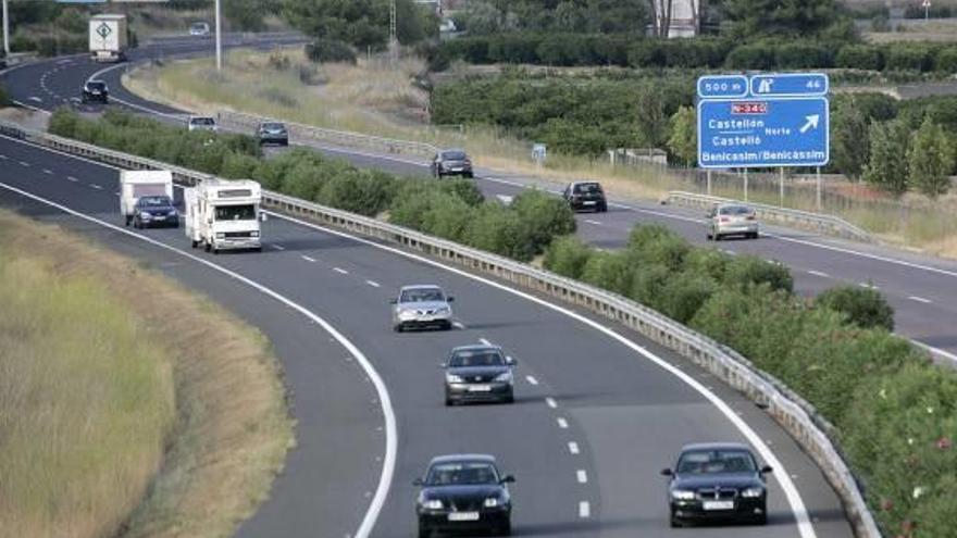 Autopista AP a su paso por Castelló.