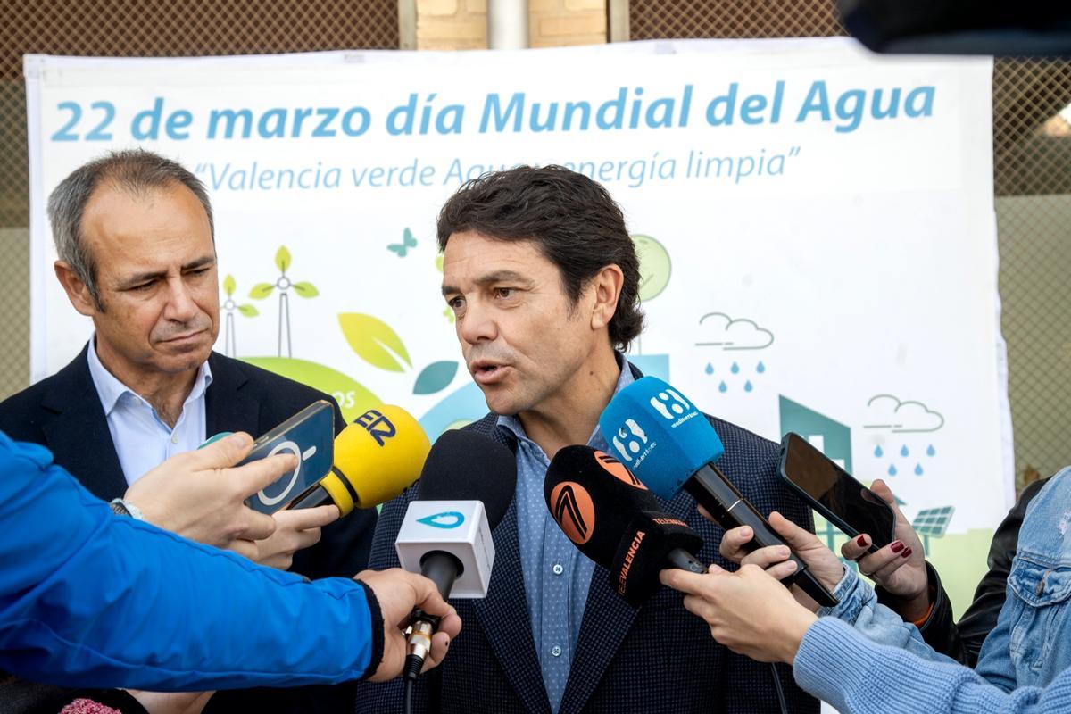 Carlos Mundia en el Día Mundial del Agua junto a Dionisio García, CEO de Global Omnium