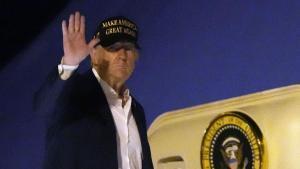 Parar els peus a Trump, en mans de jutges i diputats