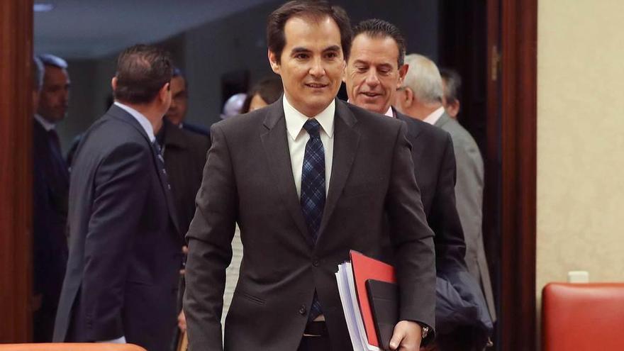 José Antonio Nieto, a su llegada a la Comisión de Interior del Congreso para explicar su reunión con el hermano de Ignacio González.