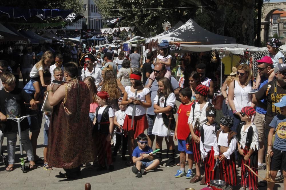 Marín se deja invadir por los corsarios