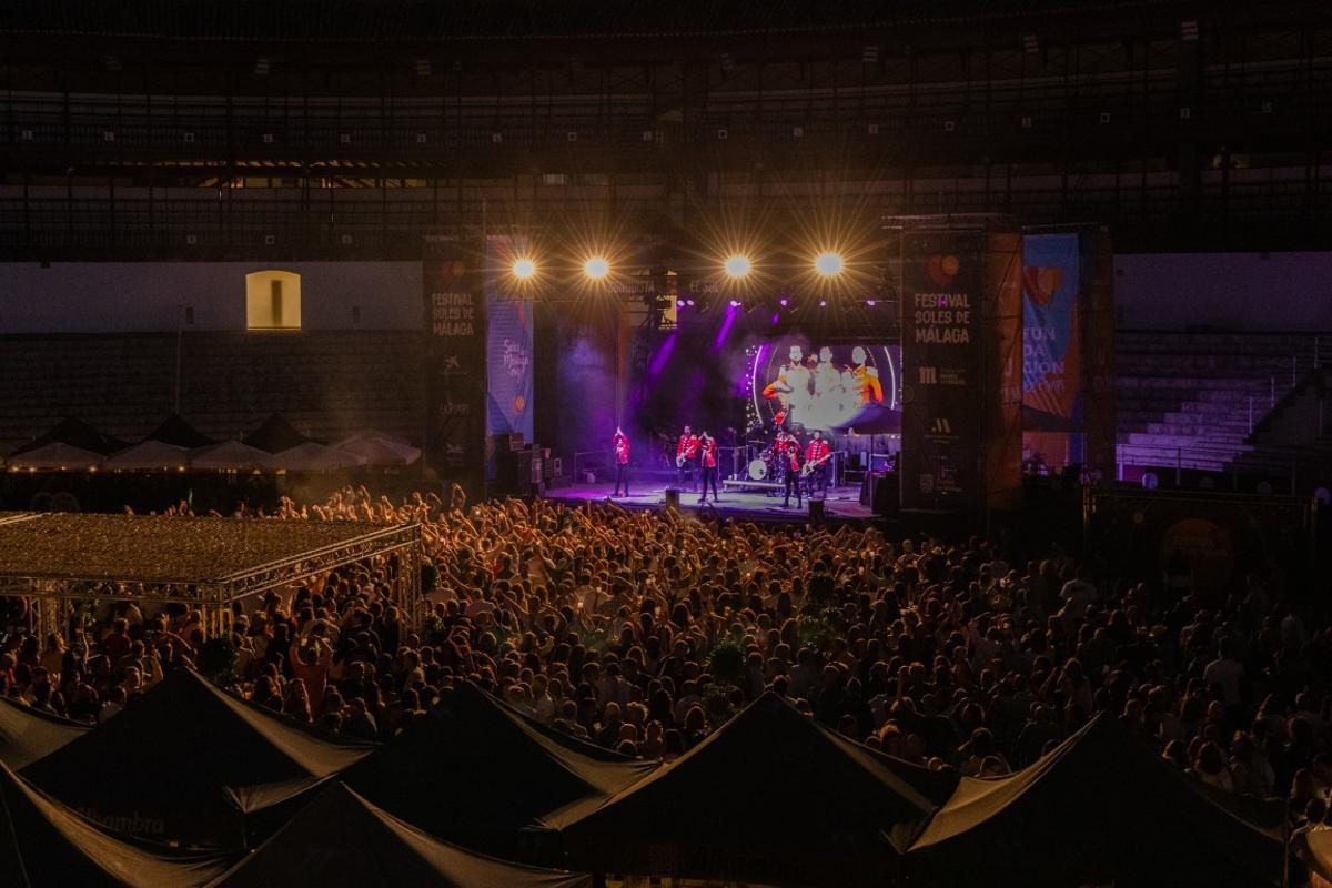 Vista de uno de los conciertos del Festival de los Soles de Málaga 2026 en La Malagueta.