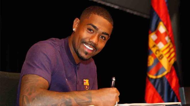 Malcom durante la presentación con el FC Barcelona