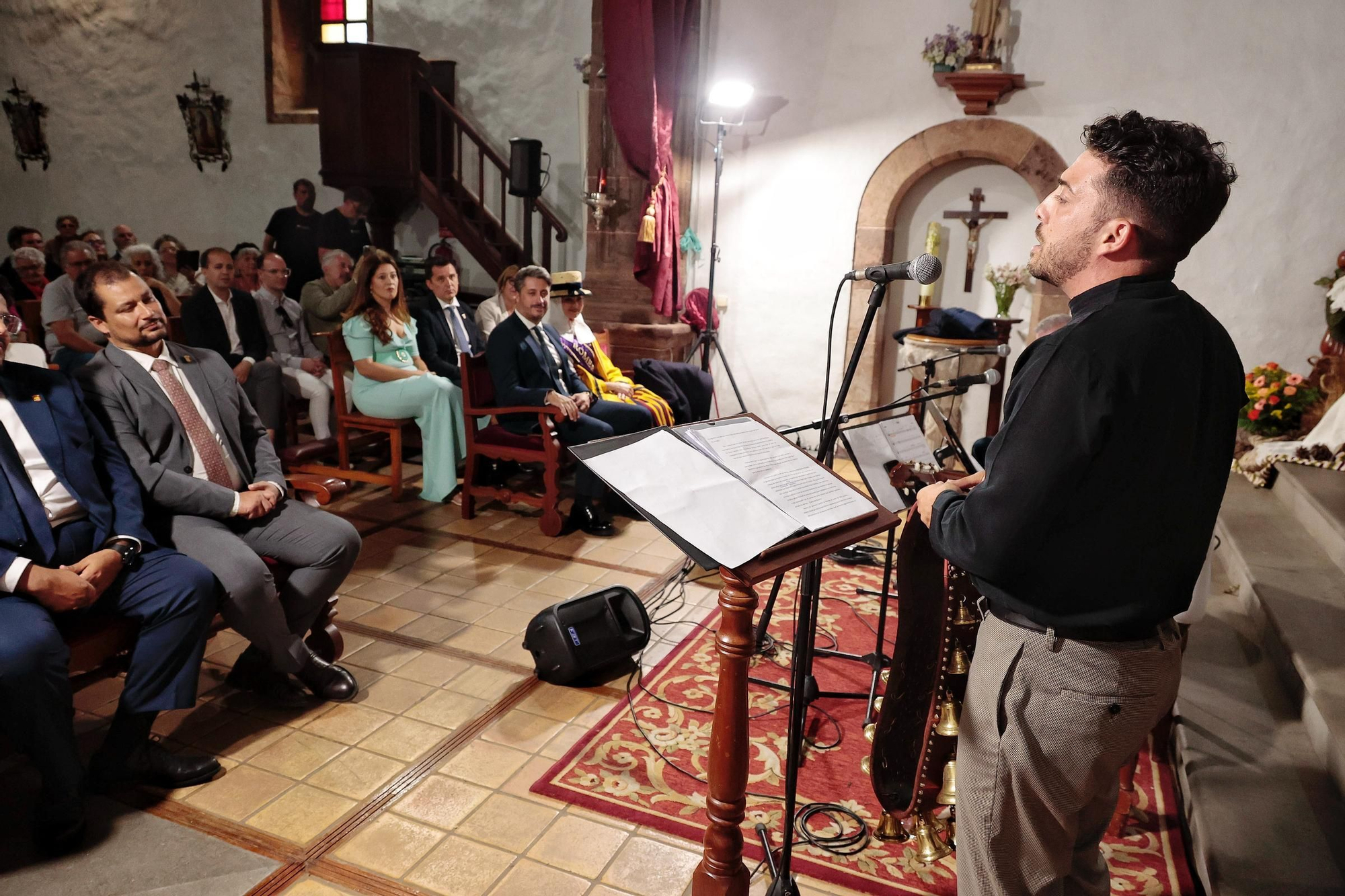 Iván Quintana, solista de Gofiones, pronuncia el pregón de la romería de San Benito