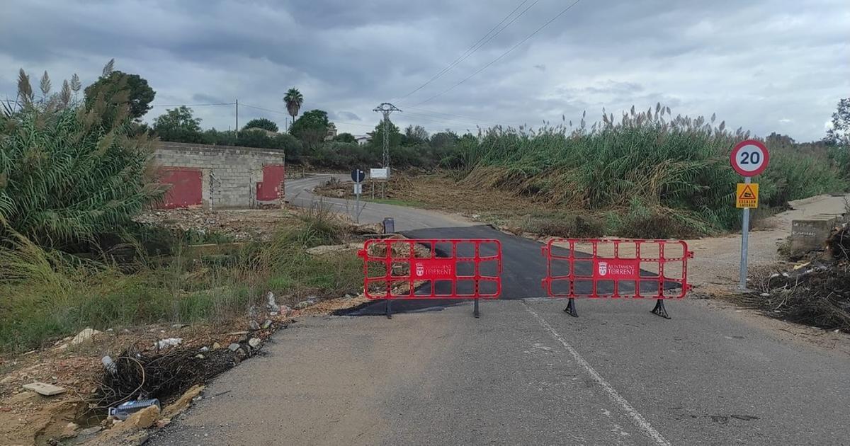 Paso señalizado en Torrent.