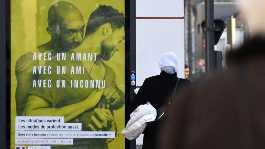 Alcaldes conservadores censuran una campaña antisida en Francia