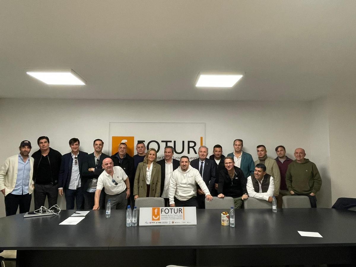 Fotur y Promfest forman al sector en la prevención de la violencia machista.