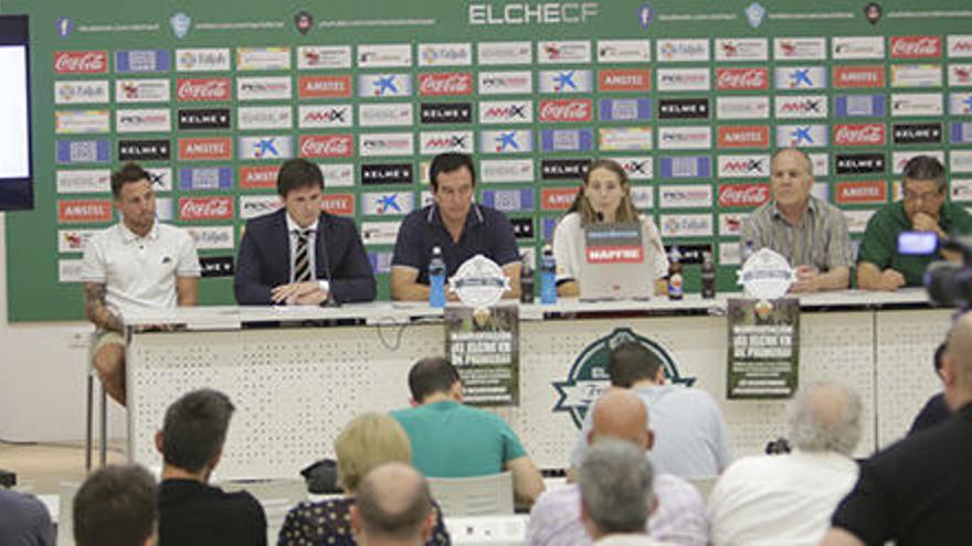 El Elche llama a la afición para la concentración de mañana