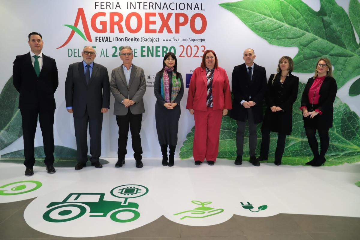 Autoridades en la inauguración de Agroexpo 2023.