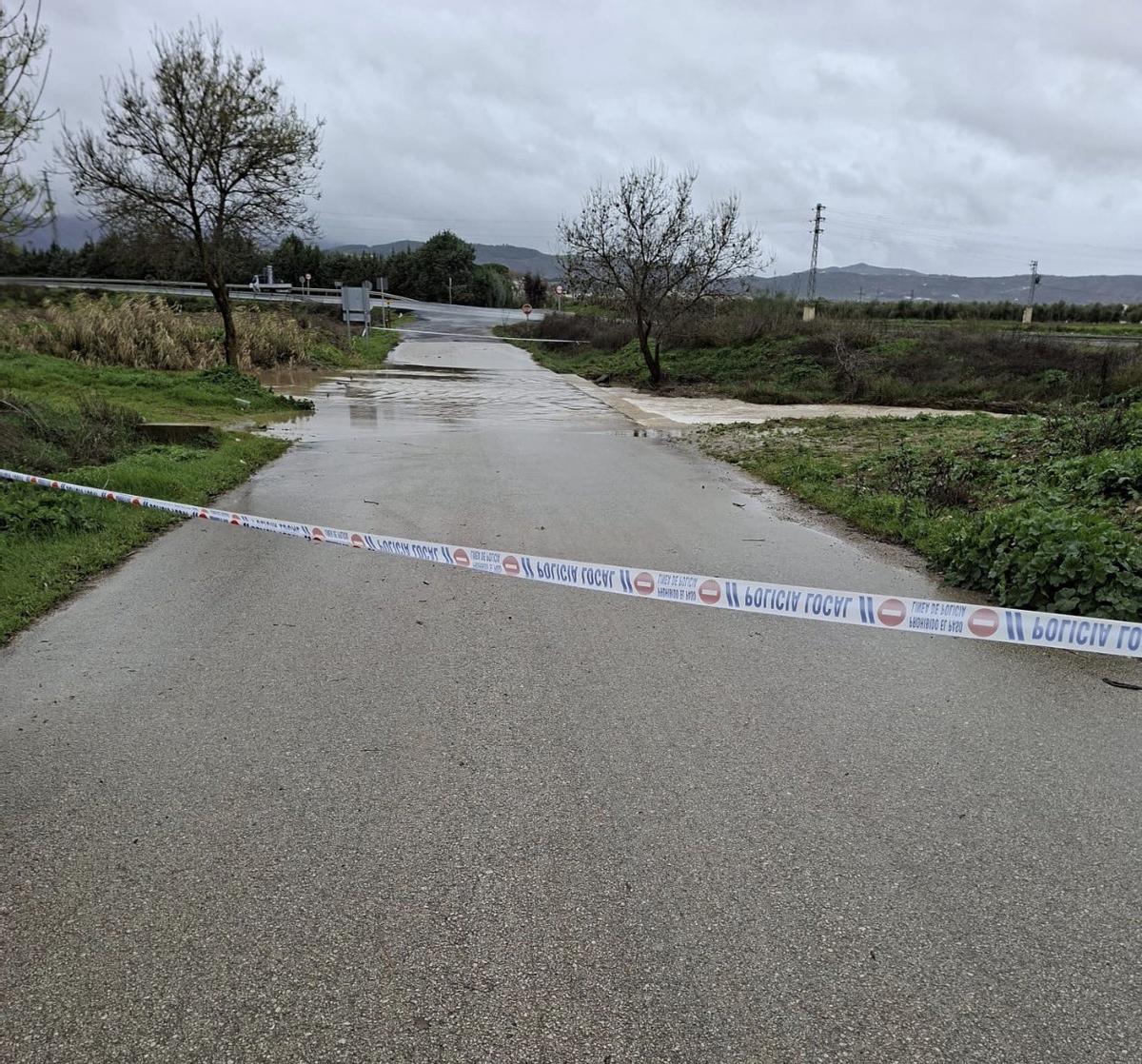 La borrasca ha provocado en el día de hoy numerosas incidencias en las carreteras de la comarca