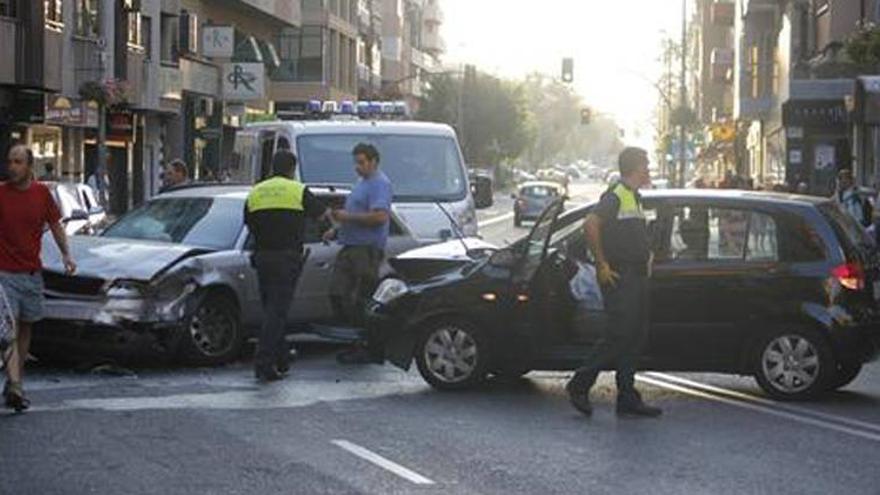 Nueve heridos, uno grave, en un accidente en el centro de Cáceres