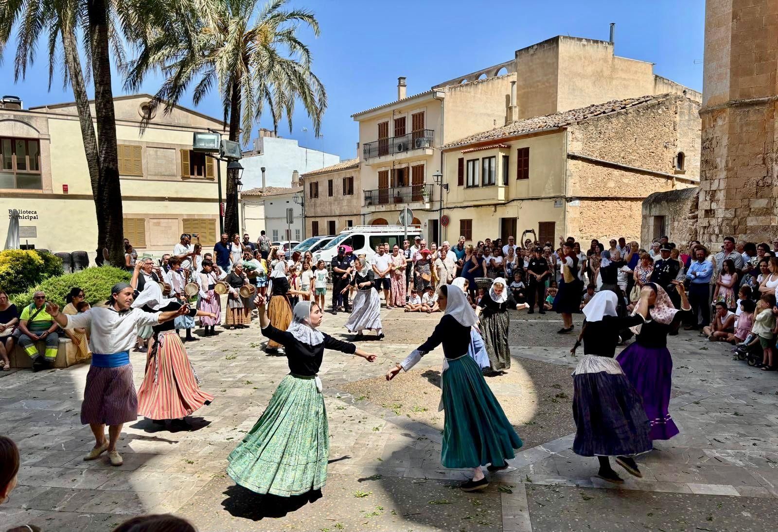 FOTOS | Las imágenes de Sant Joan 2025 en los pueblos de Mallorca