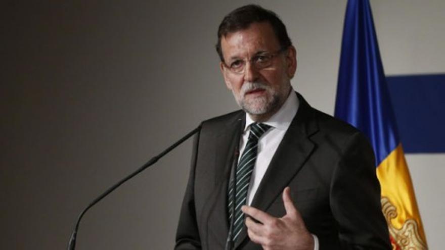 Rajoy expresa “la solidaridad plena” de España con Francia