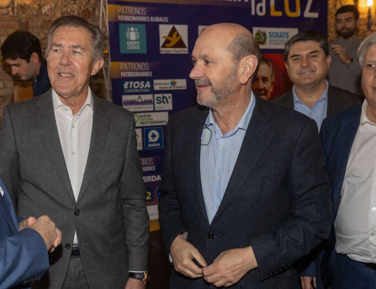 Louzan, con Monje Carrillo, en su visita a Murcia. | MARCIAL GUILLÉN/EFE