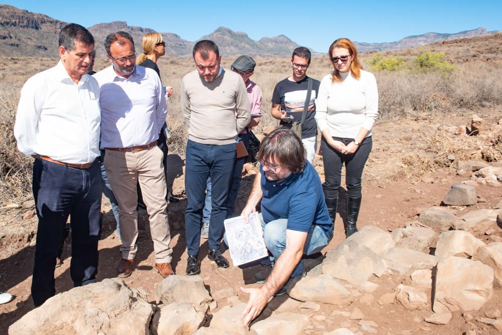 Hallan en La Fortaleza estructuras funerarias desconocidas en Canarias