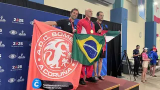 Álvaro Cardesin, bombero coruñés, doble medalla de plata en los Juegos Mundiales de Policías y Bomberos