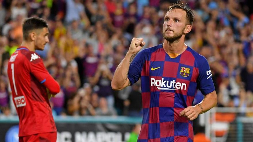 El Barça s&#039;imposa amb esforç al Nàpols a Miami