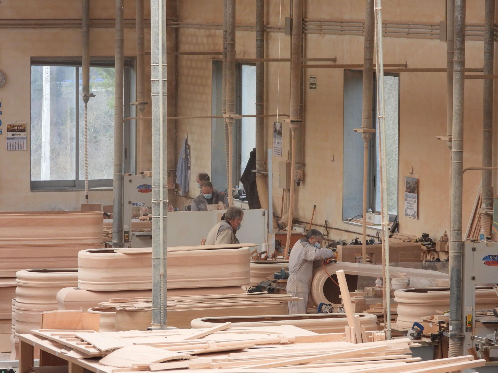 La industria del ataúd crece en Ourense