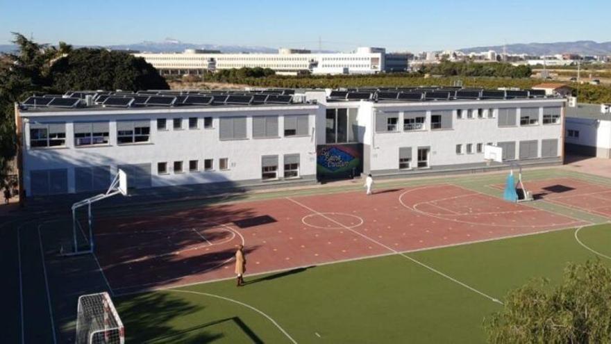 Alerta en el Colegio Británico de Vila-real por una amenaza de bomba como la que ha puesto en jaque a todos los internacionales españoles