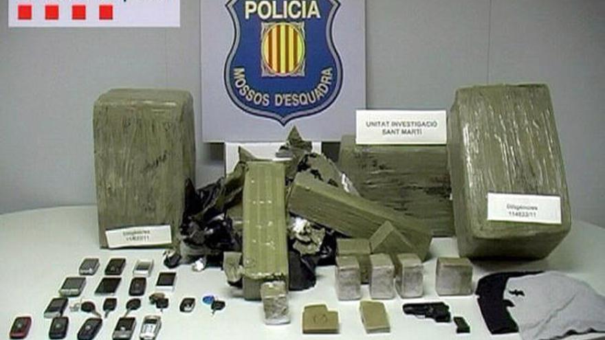 Cau una xarxa que transportava droga