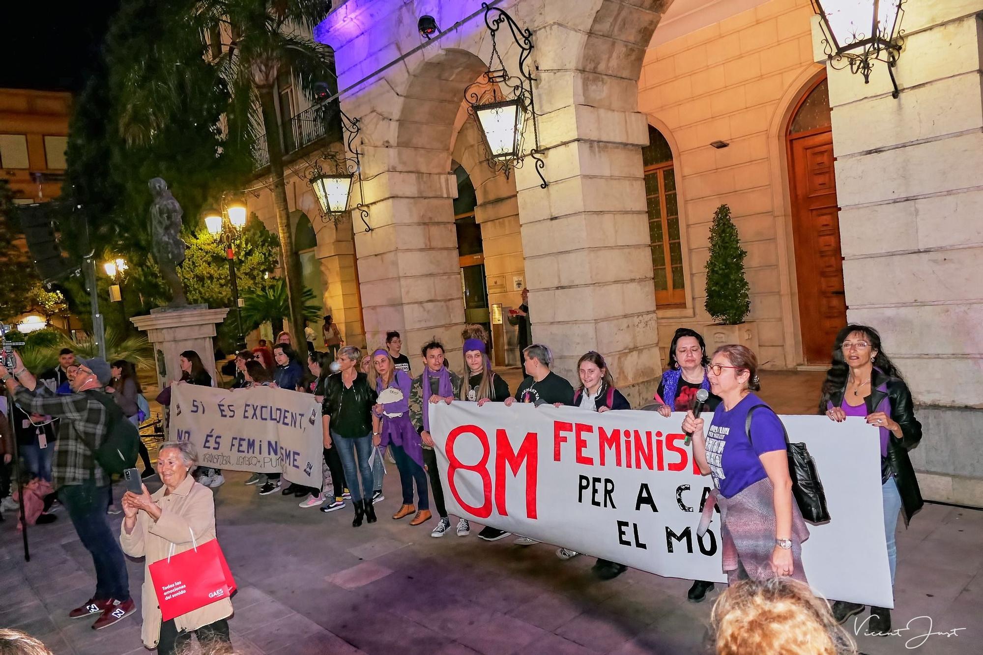 La manifestación feminista del 8M en Gandia