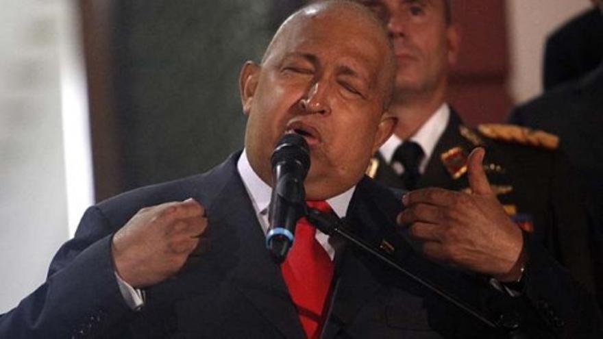 Chávez critica la "masacre" cometida en Libia