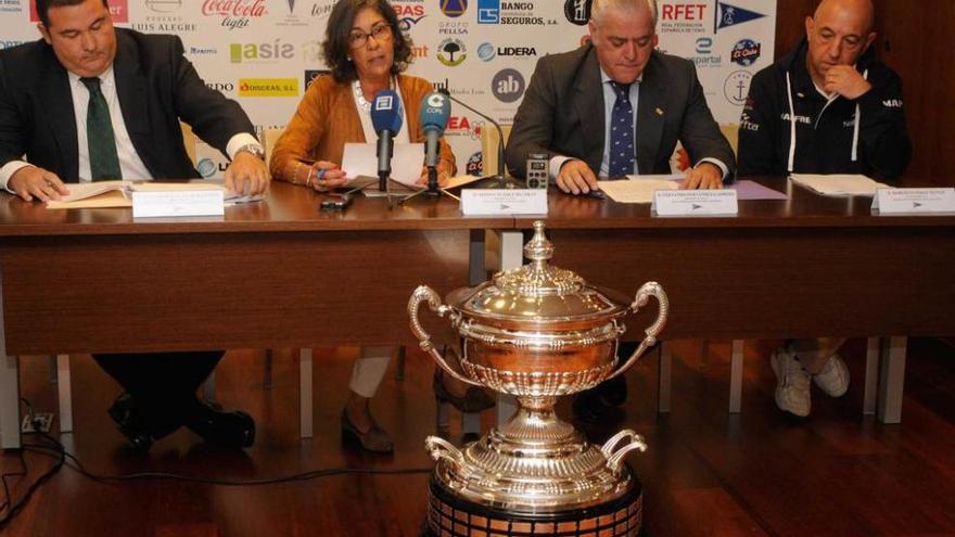 Javier Olay, Rosina Suárez, Fernando Fernández-Ladreda y Roberto Pérez Muñoz.