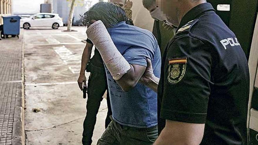 Detenido en Palma por violar a su hija adolescente, grabar los abusos y difundirlos en Internet