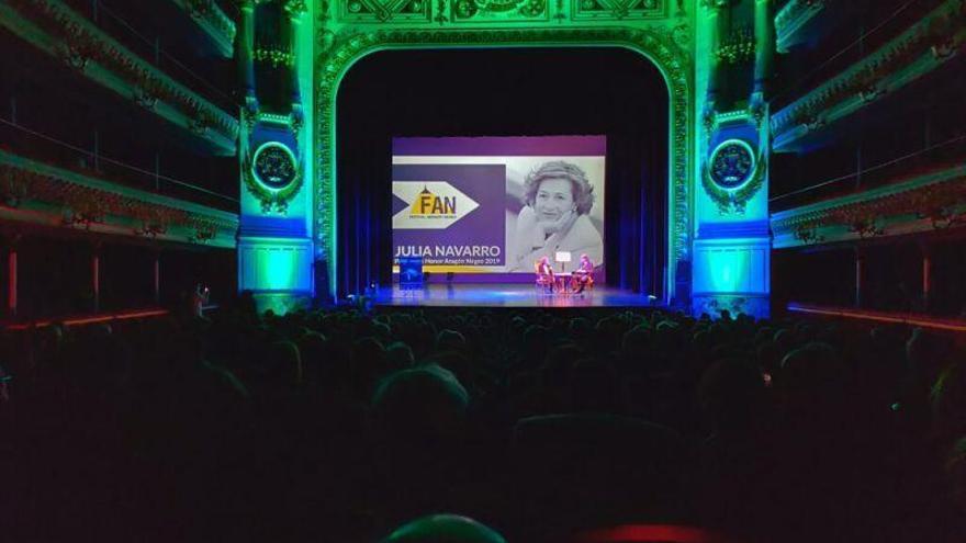 María Dueñas y Mabel Lozano serán las escritoras galardonadas en el VII FAN