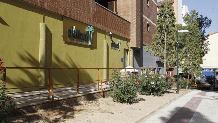 Apuñalado un menor a las puertas de una discoteca en Delicias