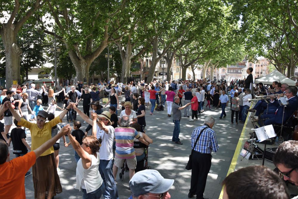 Les activitats sardanístiques mobilitzen més de 1.600 persones a Figueres