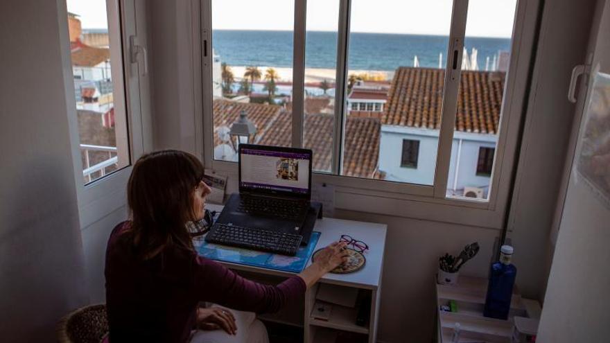 El teletrabajo en Galicia: pierde fuelle y ya roza los niveles que había antes del COVID