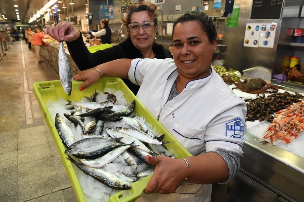 San Xoán 2019 | La sardina, reina en los mercados coruñeses