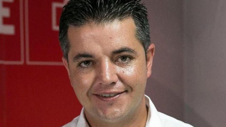 Torres: &quot;Parece que la decisión de cesar a Fuentes fue más que acertada&quot;