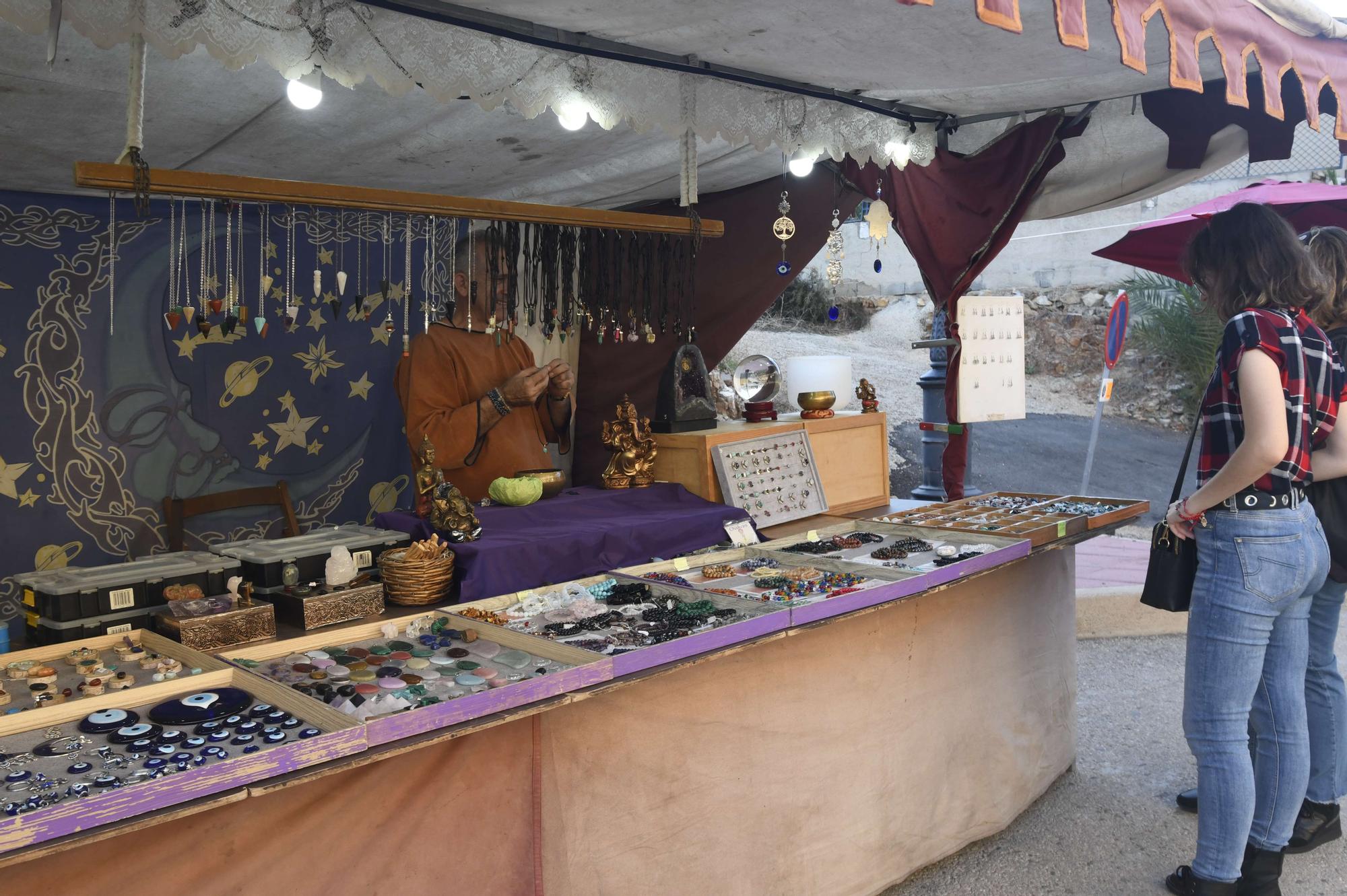 El mercadillo medieval de Guadalupe, en imágenes