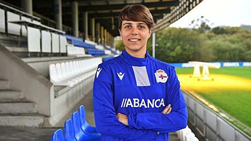 La capitana del Deportivo Abanca, Miriam Ríos, ayer, antes del entrenamiento.