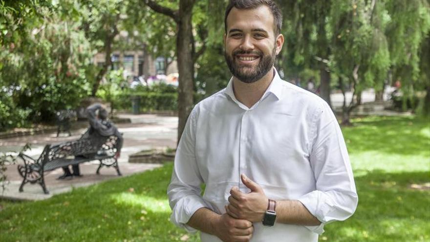 Luis Salaya (PSOE): «Estamos en el camino para ser la primera fuerza política en Cáceres»