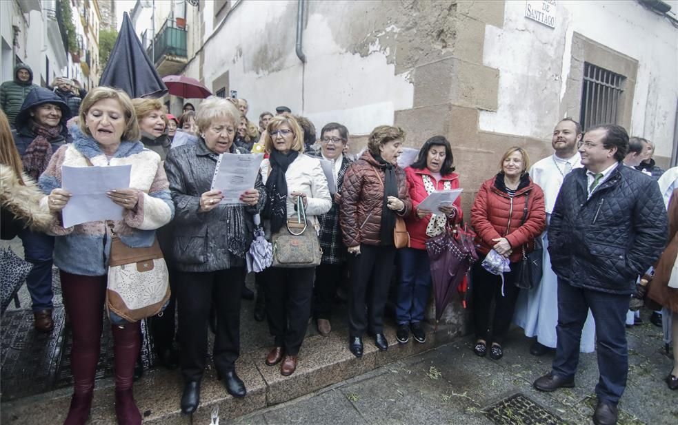 La procesión de Bajada de la Virgen de la Montaña, patrona de Cáceres