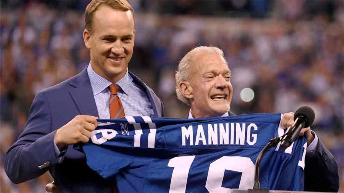 Manning vio como retiraban el dorsal 18 de los Colts