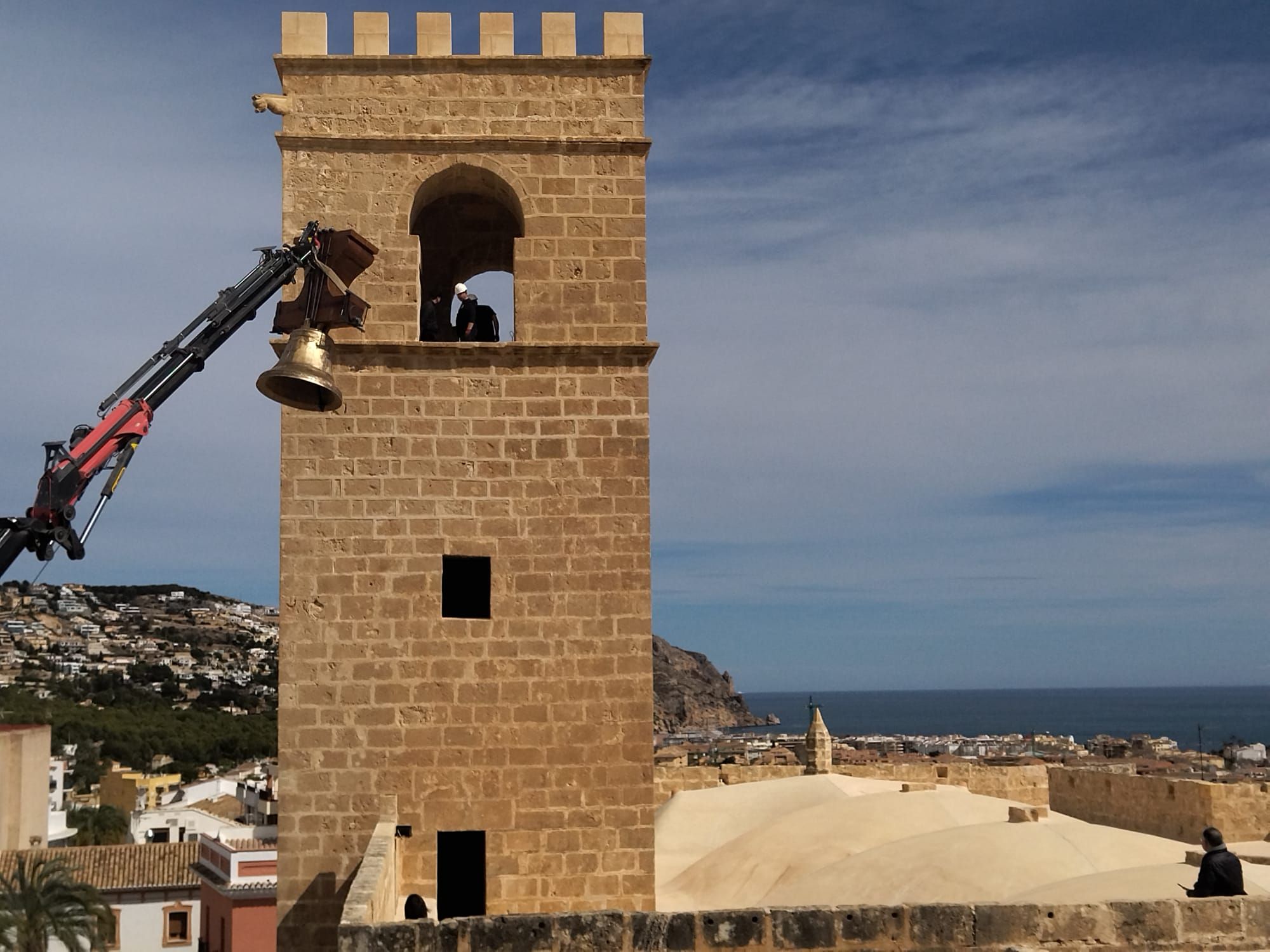 La "Grossa" sobrevuela Xàbia