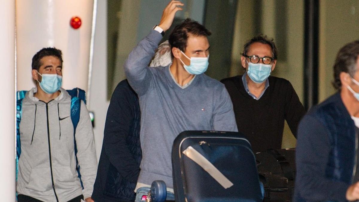 Nadal en su llegada al aeropuerto de Adelaida