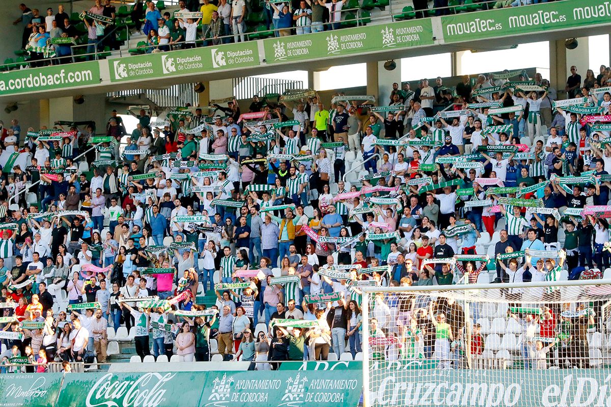 Las imágenes de la afición en el Córdoba CF - Racing Ferrol