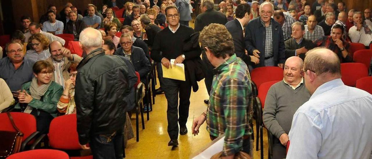 Participantes en la asamblea celebrada en octubre.