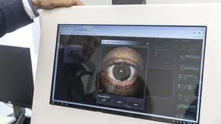 Nunca es tarde para aprender: un curso para desempleados mayores de 45 años enseña a usar la Inteligencia Artificial